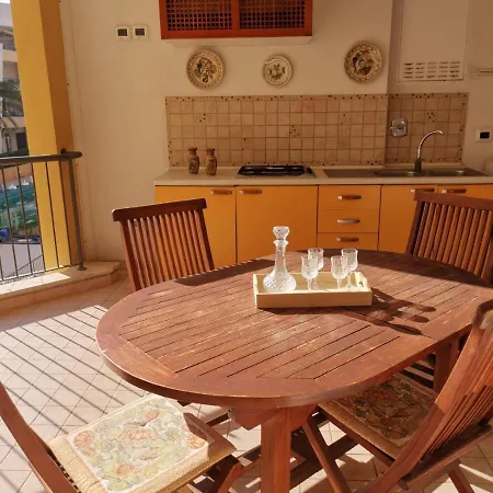 Apartamento Rosa Virginia By Salentoville *