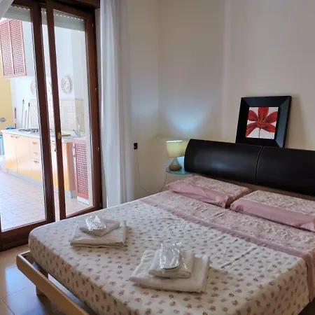 Rosa Virginia By Salentoville *